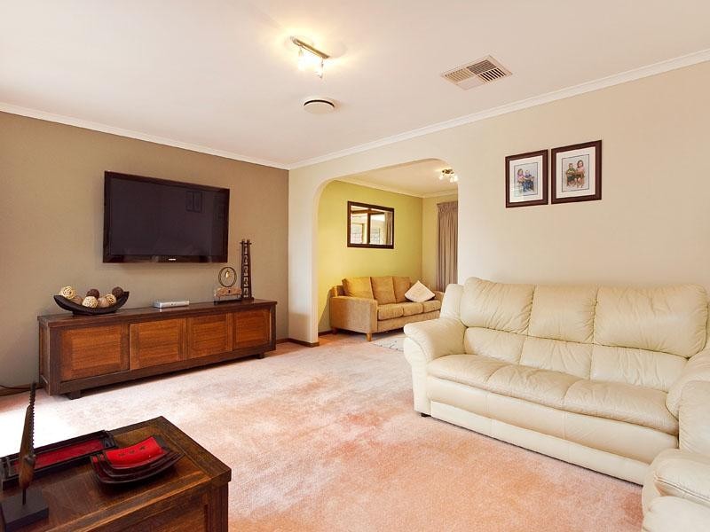 7 Nickson Close, Dingley Village VIC 3172