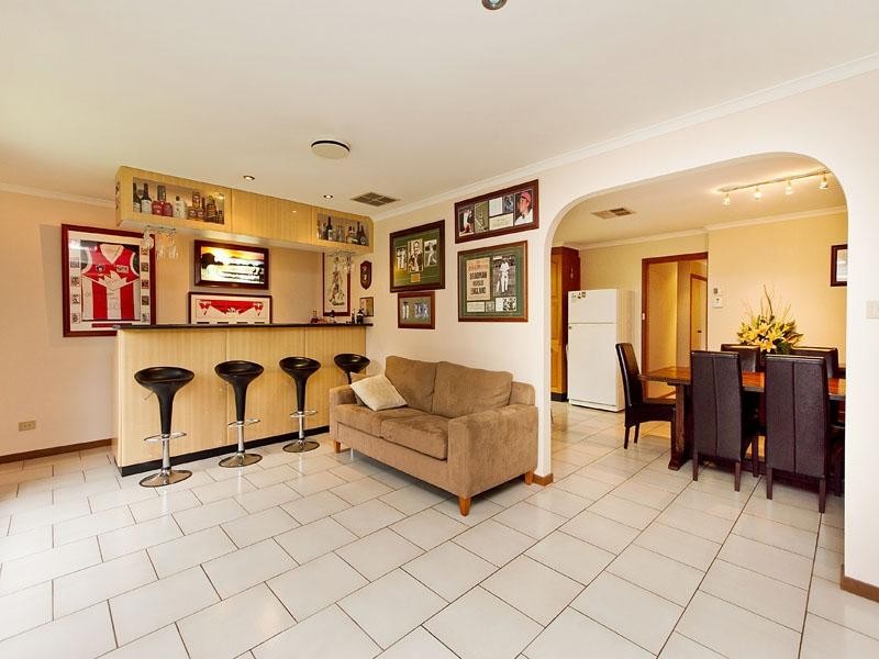 7 Nickson Close, Dingley Village VIC 3172