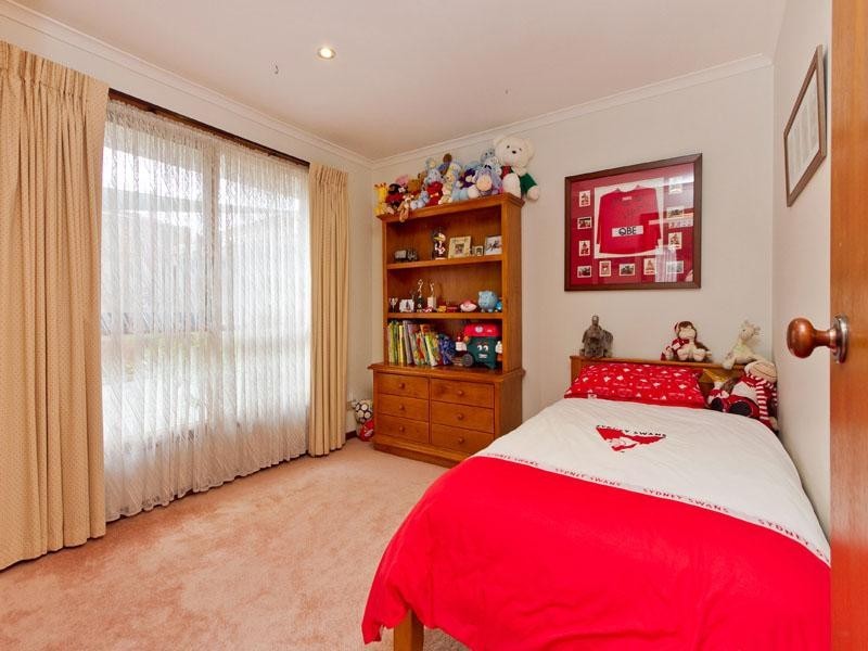 7 Nickson Close, Dingley Village VIC 3172