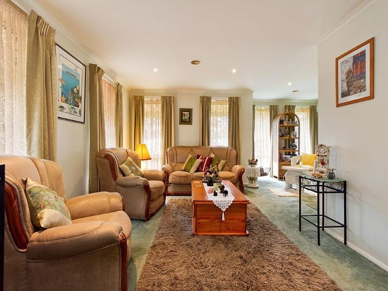 80 Village Drive, Dingley Village VIC 3172