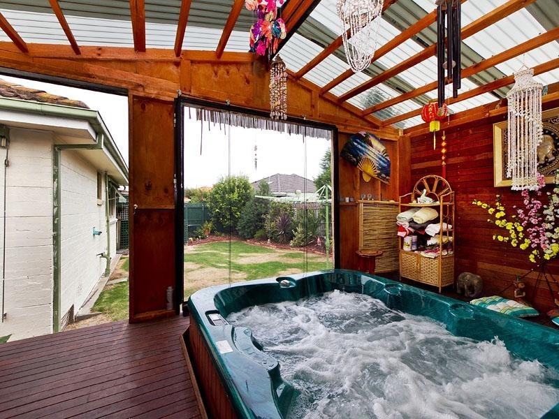 80 Village Drive, Dingley Village VIC 3172