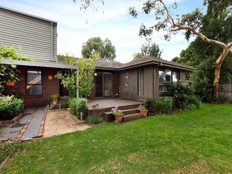 4 Metung Court, Dingley Village VIC 3172
