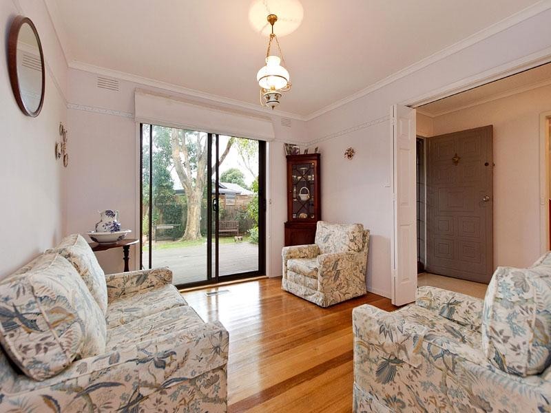 4 Metung Court, Dingley Village VIC 3172
