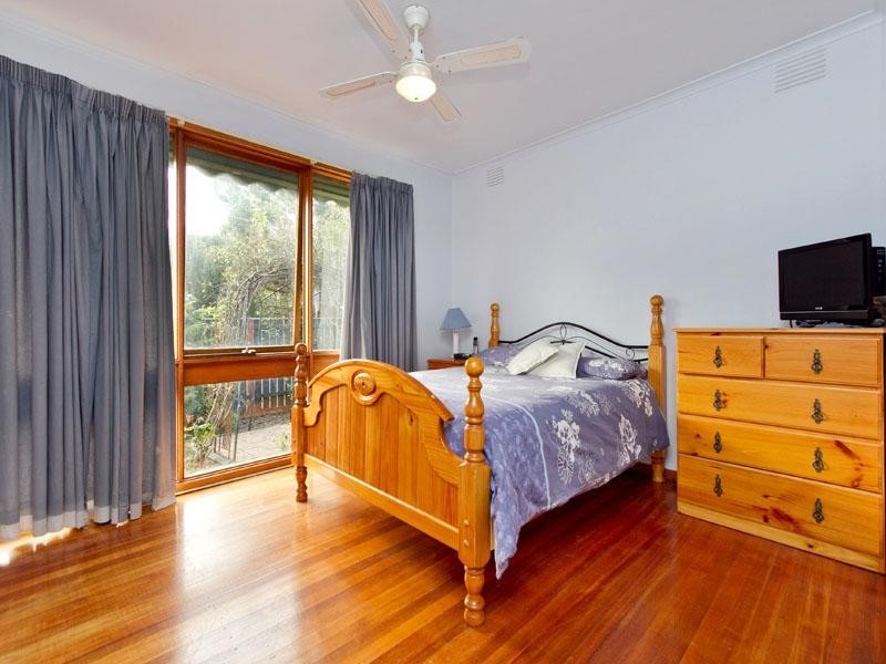 6 Botany Court, Dingley Village VIC 3172