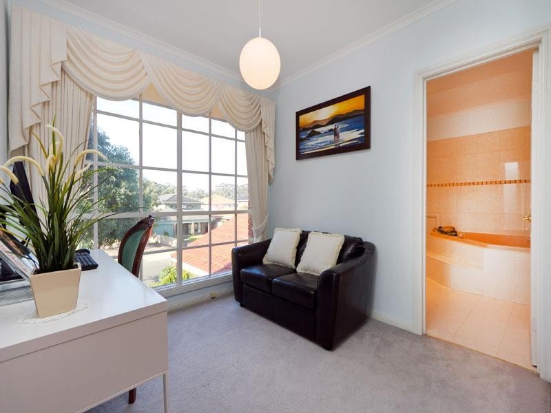 29 Wyndarra Crescent, Dingley Village VIC 3172