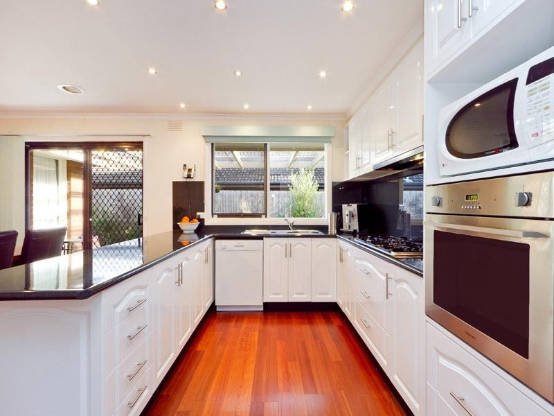 1 Bridgewater Drive, Dingley Village VIC 3172