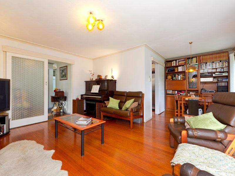 5 Sharrock Drive, Dingley Village VIC 3172