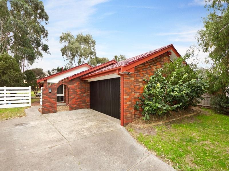 3 Bridgewater Drive, Dingley Village VIC 3172