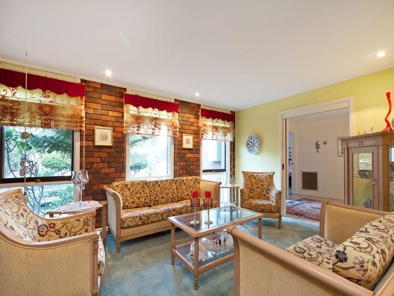 34 Marcus Road, Dingley Village VIC 3172