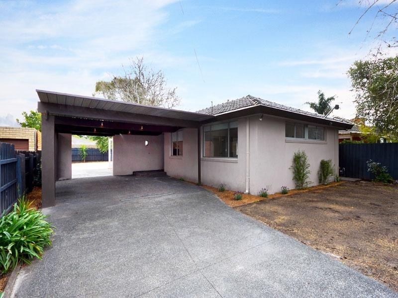 4 Emery Drive, Dingley Village VIC 3172