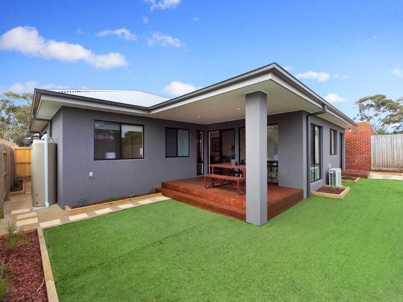 2/42 Kirkwood Avenue, Seaford VIC 3198