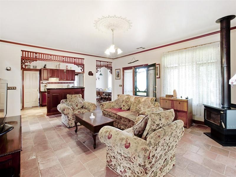 12 Evelyn Court, Dingley Village VIC 3172