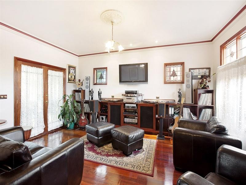 12 Evelyn Court, Dingley Village VIC 3172