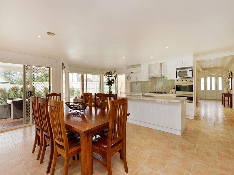 7 Fredman Court, Dingley Village VIC 3172