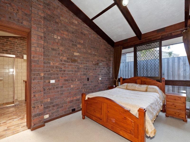 5 Snead Court, Dingley Village VIC 3172