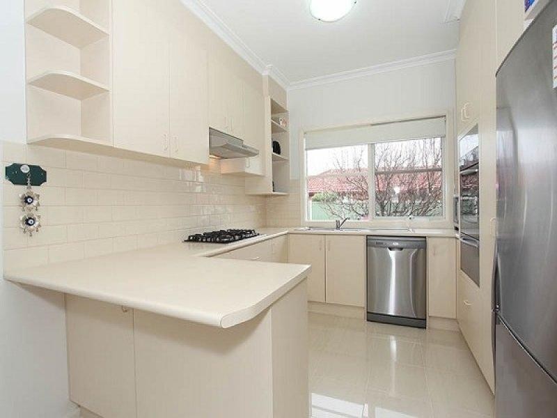 1 Rips Court, Dingley Village VIC 3172