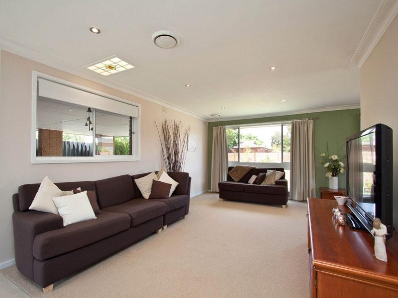 18 Toorak Drive, Dingley Village VIC 3172