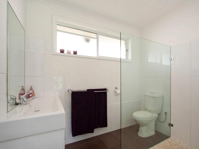 18 Toorak Drive, Dingley Village VIC 3172