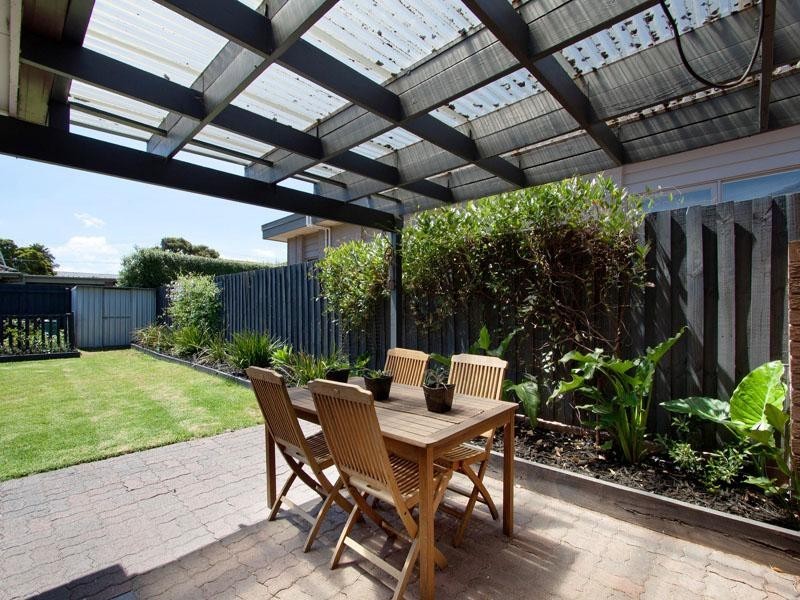 18 Toorak Drive, Dingley Village VIC 3172