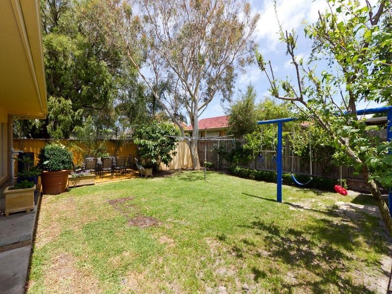 28 Village Drive, Dingley Village VIC 3172