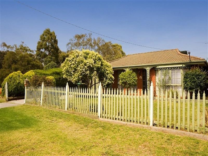 2 Village Close, Carrum Downs VIC 3201