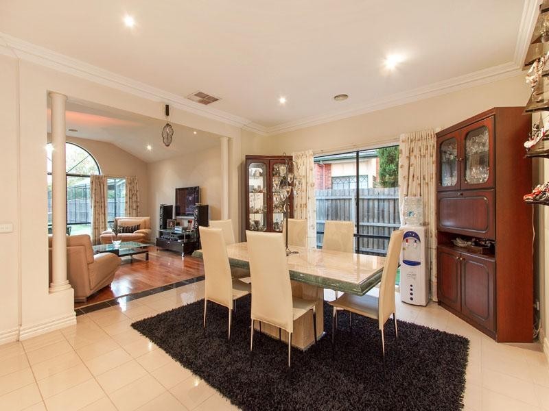 3 Caruana Drive, Dingley Village VIC 3172