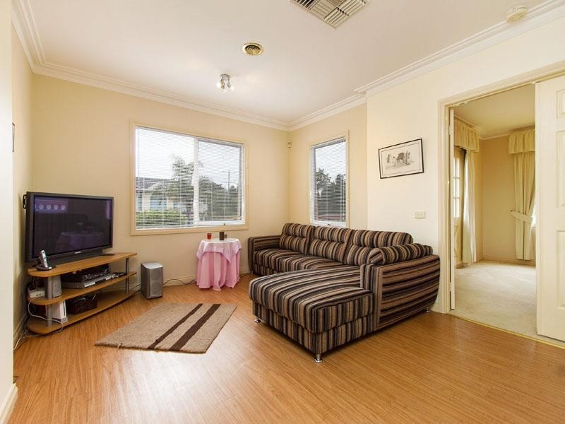 26 Wheatland Crescent, Dingley Village VIC 3172