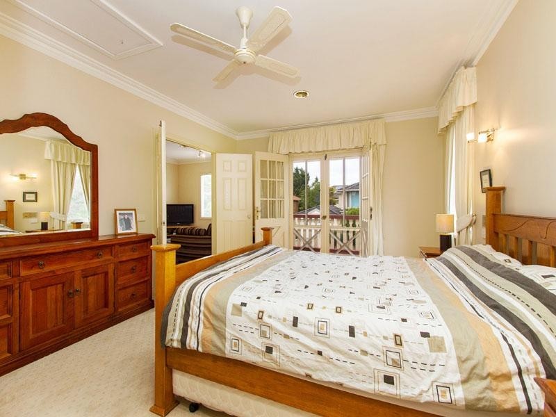 26 Wheatland Crescent, Dingley Village VIC 3172
