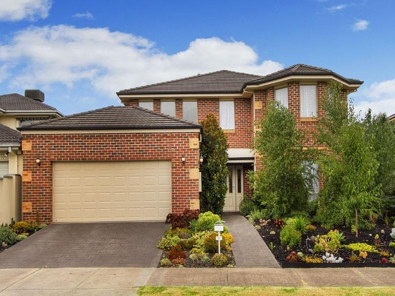 51 Wheatland Crescent, Dingley Village VIC 3172
