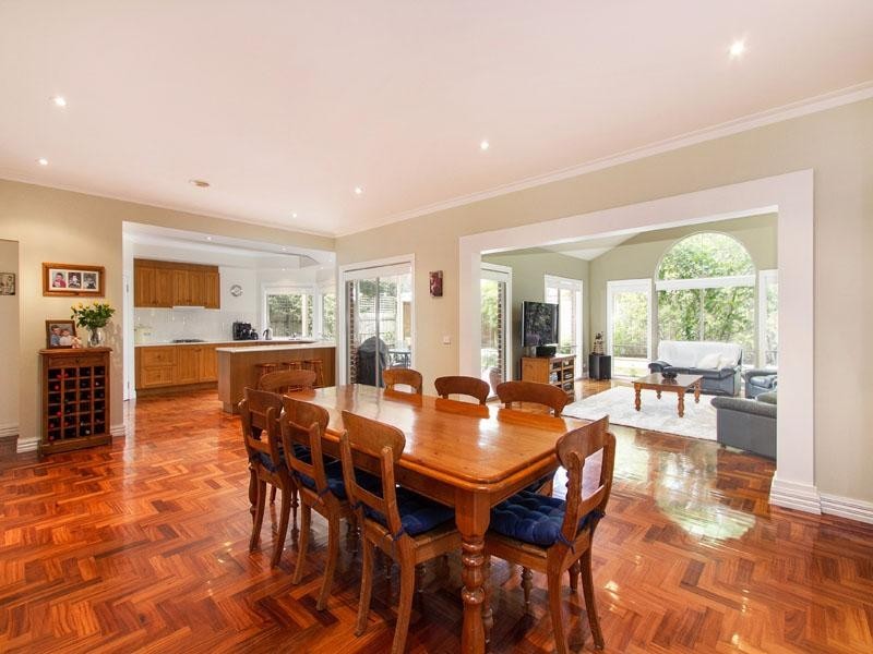 51 Wheatland Crescent, Dingley Village VIC 3172