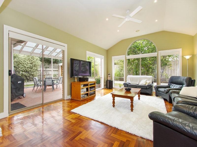 51 Wheatland Crescent, Dingley Village VIC 3172
