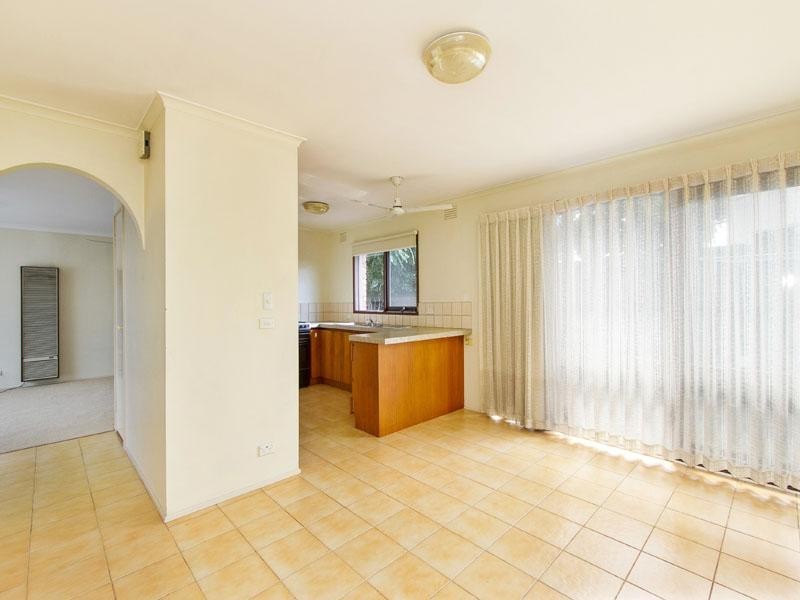 1/77 Centre Dandenong Road, Dingley Village VIC 3172