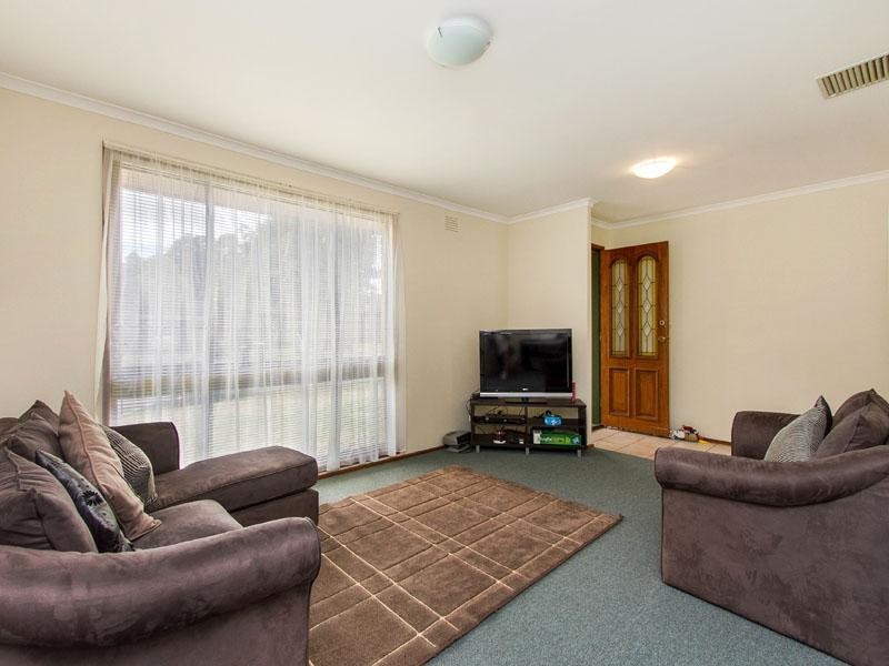 2 Twofold Close, Dingley Village VIC 3172