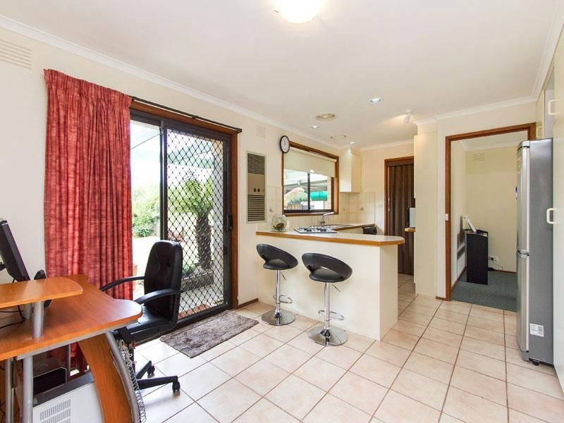 2 Twofold Close, Dingley Village VIC 3172