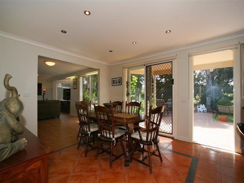 99 Beatrice Street, Cheltenham VIC 3192