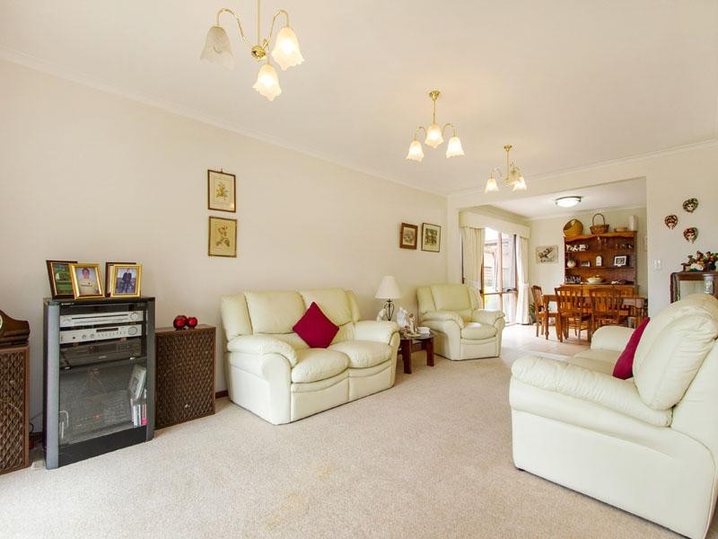 6 McClure Road, Dingley Village VIC 3172