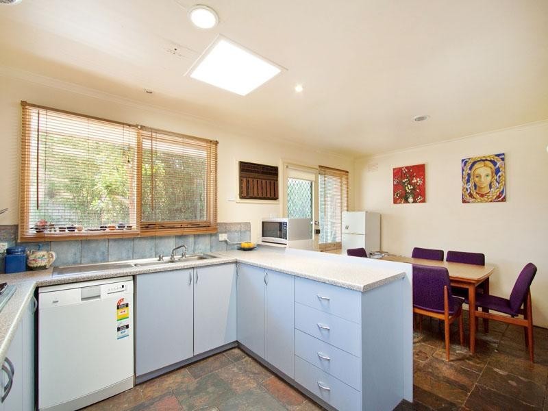 15 Shannon Court, Dingley Village VIC 3172