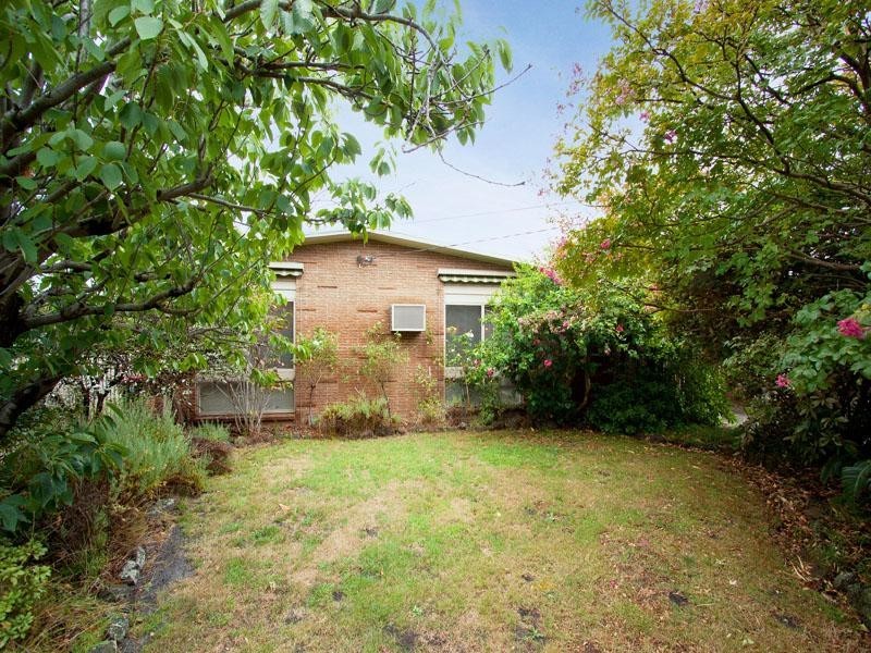 2 Anita Avenue, Dingley Village VIC 3172