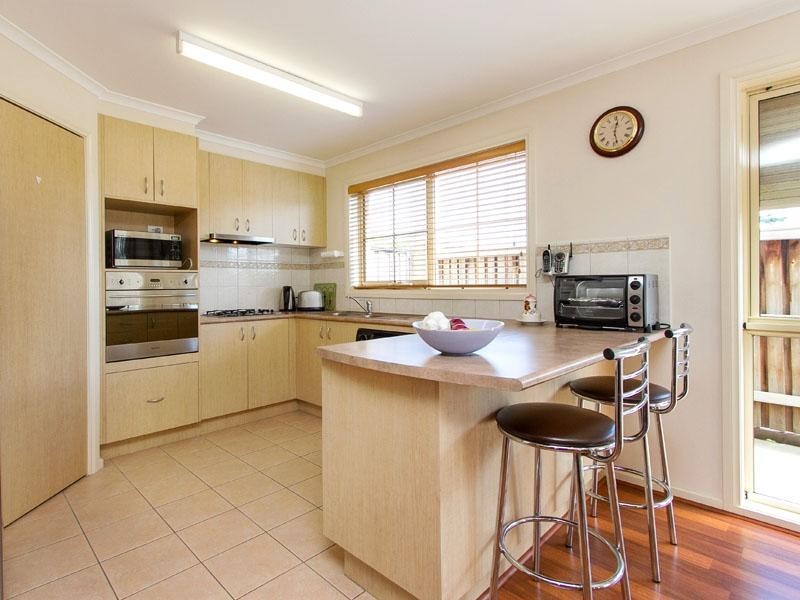 1 Howard Road, Dingley Village VIC 3172