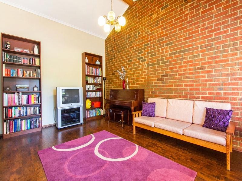 14 Ridder Court, Dingley Village VIC 3172