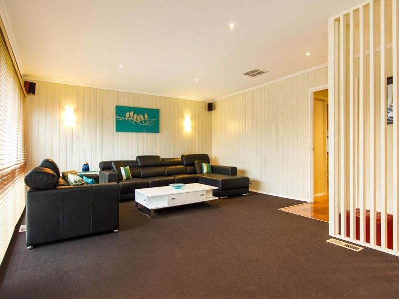 12 Emery Drive, Dingley Village VIC 3172