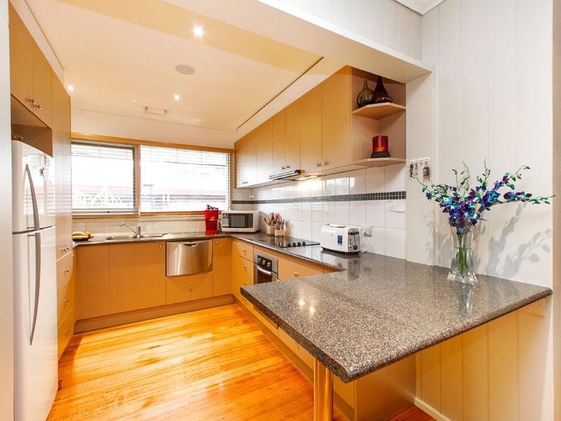 12 Emery Drive, Dingley Village VIC 3172