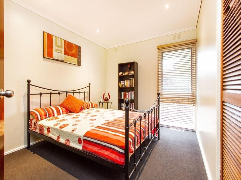 12 Emery Drive, Dingley Village VIC 3172