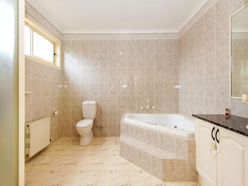 83 McClure Road, Dingley Village VIC 3172