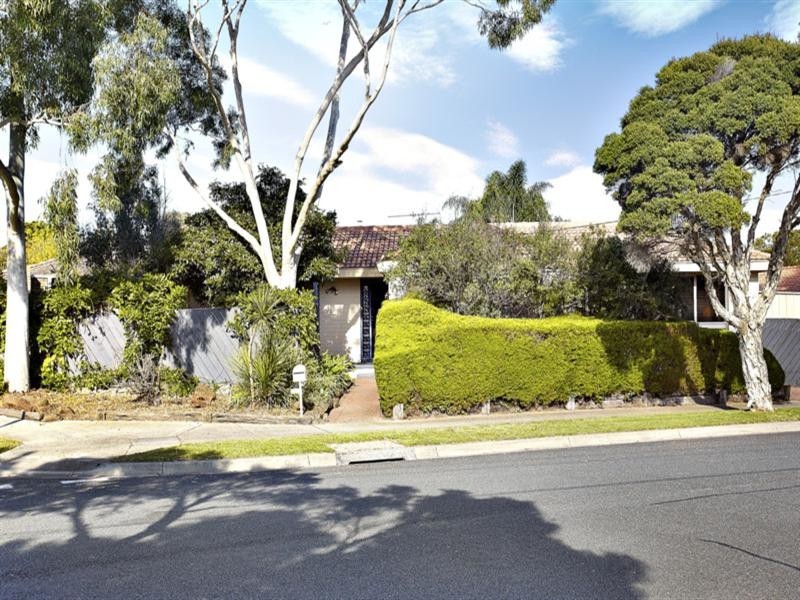 2 Cormorant Place, Dingley Village VIC 3172