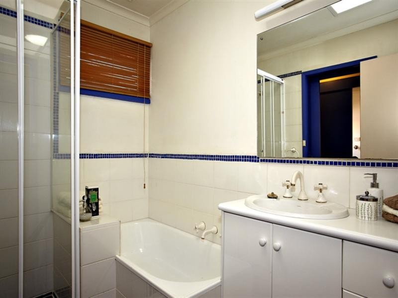 2 Cormorant Place, Dingley Village VIC 3172