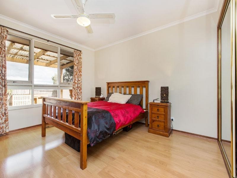 12 Lalor Court, Springvale South VIC 3172