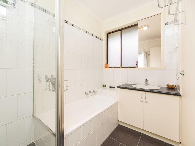 91 Village Drive, Dingley Village VIC 3172