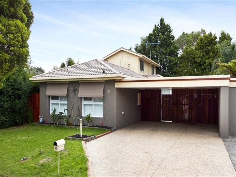 25 Timms Crescent, Dingley Village VIC 3172