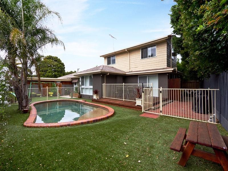 25 Timms Crescent, Dingley Village VIC 3172